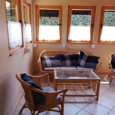 Modrzewiowy Domek Holiday home *